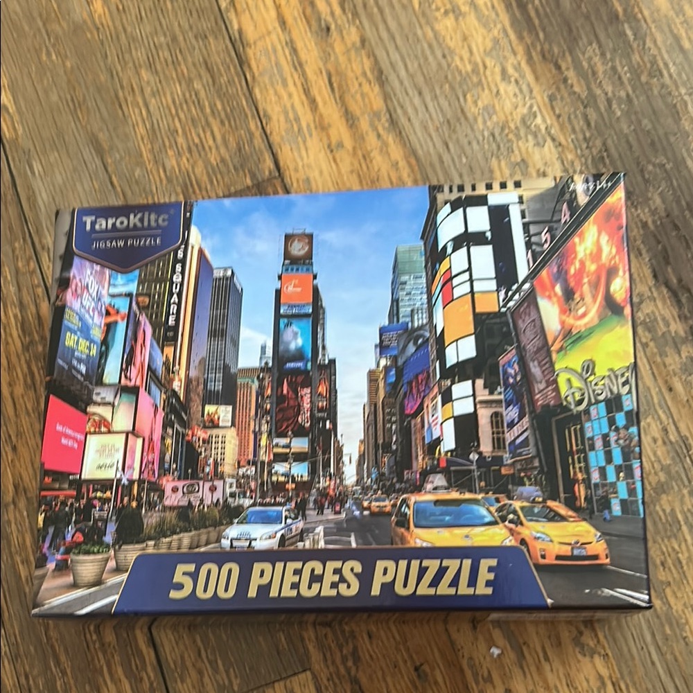 TaroKite Times Square 500 Piece Puzzle